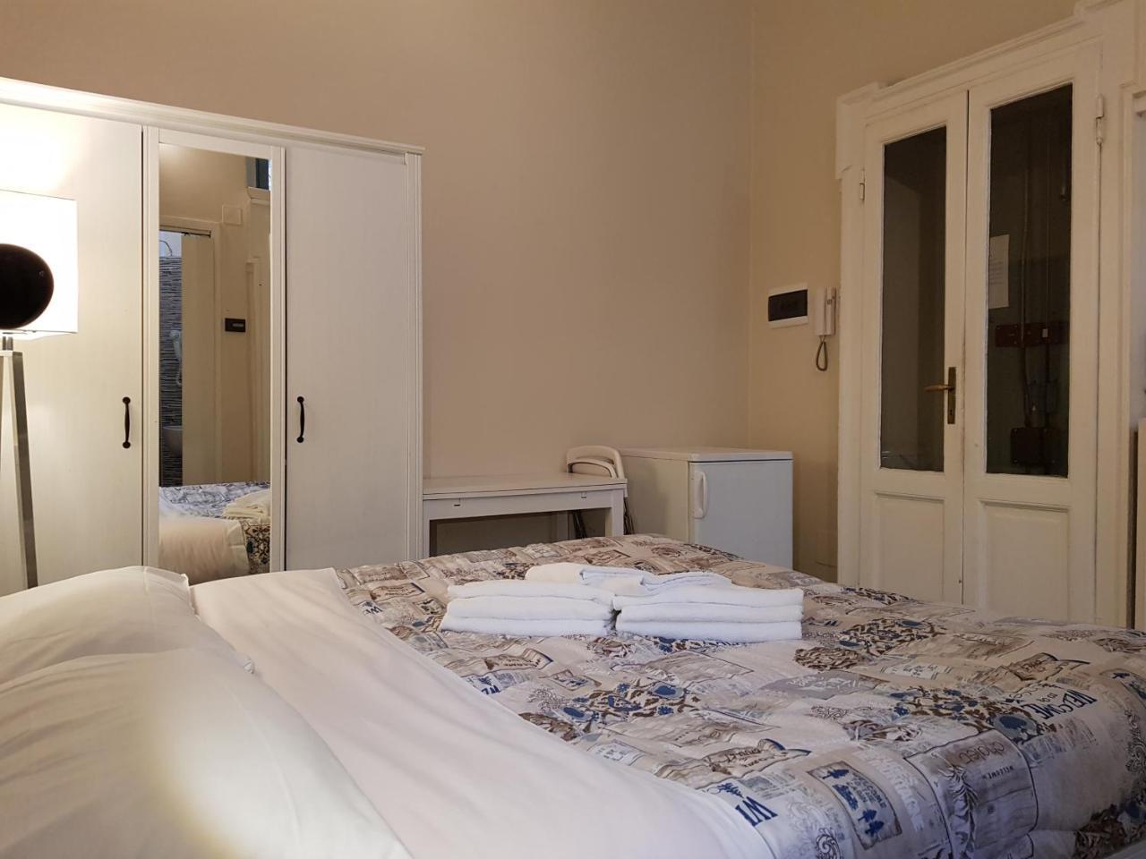 Elite Milano Apartments Room photo